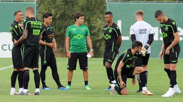 Tiago Fernandes subiu na presente temporada aos seniores, fazendo parte da equipa técnica de José Peseiro