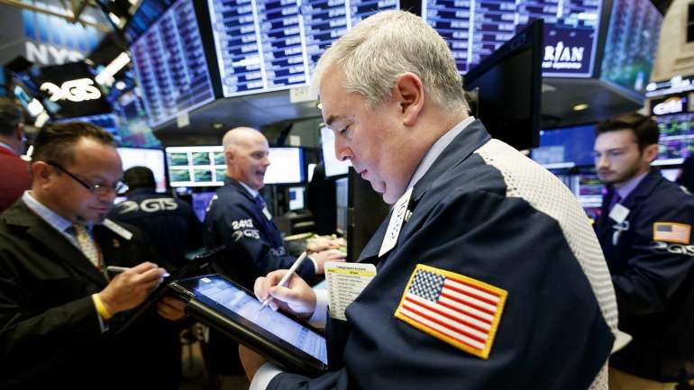 A subida de Wall Street deve-se às cotações da Apple e do petróleo.