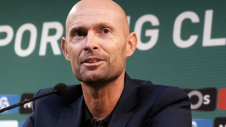 Marcel Keizer tem 49 anos e era até agora treinador do Al Jazira