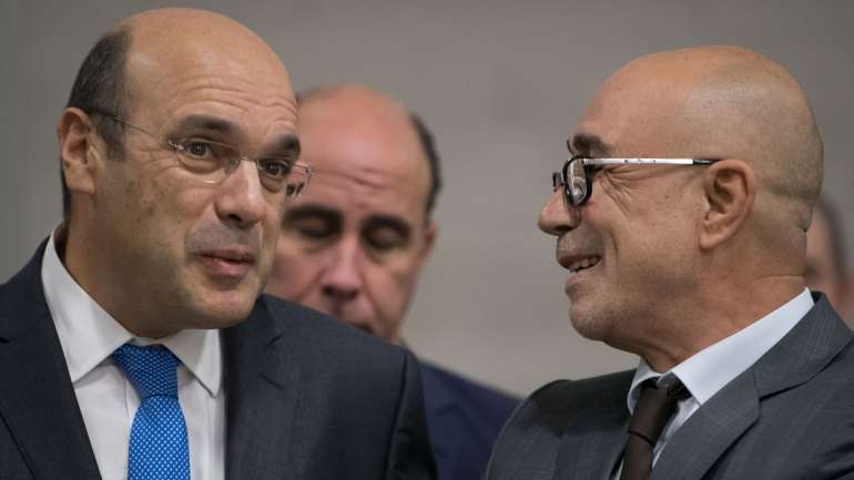 O ministro Adjunto e da Economia, Pedro Siza Vieira, disse que o Governo está em contacto com a Autoeuropa para assegurar que o escoamento da empresa continua.