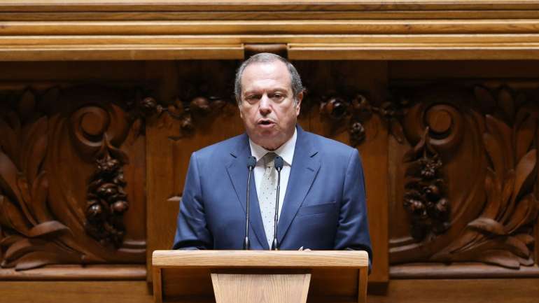 Carlos César falou numa conferência de imprensa na Assembleia da República, destinada a apresentar o programa das Jornadas Parlamentares do PS, que se realizam entre sexta-feira e domingo, no Algarve