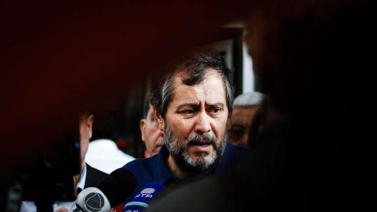 Governos regionais dos Açores e da Madeira já assumiram a recuperação integral das carreiras dos professores. Mário Nogueira queria solução igual para todo o território