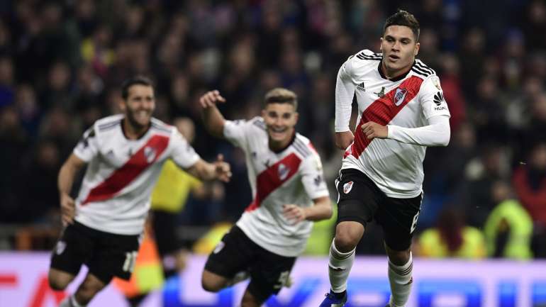 Quintero saltou do banco e foi o jóquer do River Plate no triunfo frente ao Boca Juniors conseguido na segunda parte do prolongamento