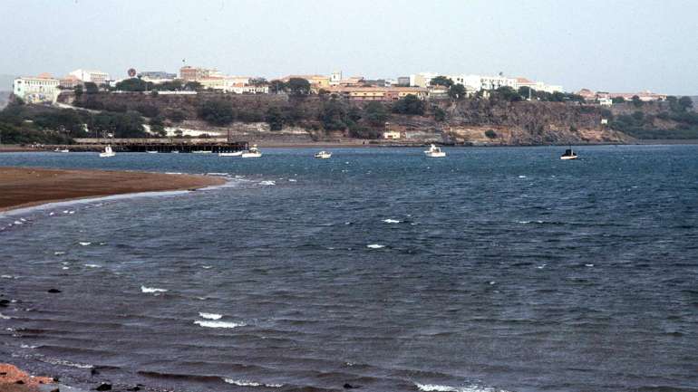 Autoridades encerram 10 restaurantes em Cabo Verde