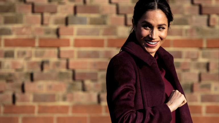 O estilo de Meghan Markle vale milhões. O guarda-roupa da princesa é capitalizado por marcas e designers de todo o mundo. Veja como