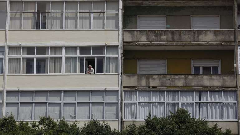 Os contratos vitalícios com "rendas congeladas" são uma espécie de segurança social para inquilinos mais desfavorecidos