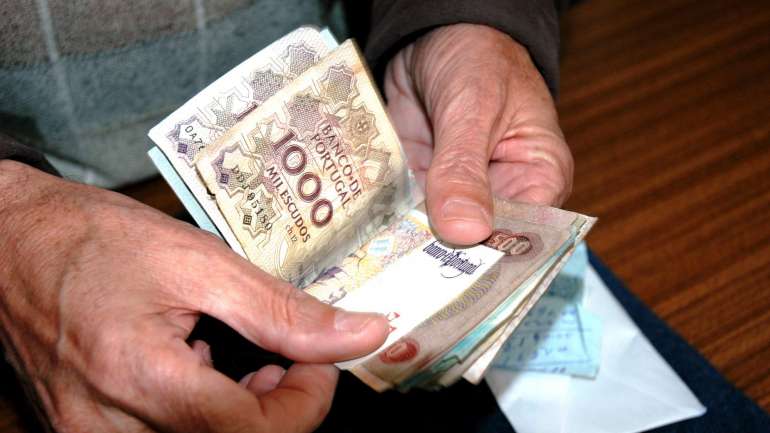 O euro foi criado há 20 anos, mas só começou a ser usado em Portugal em 2002.