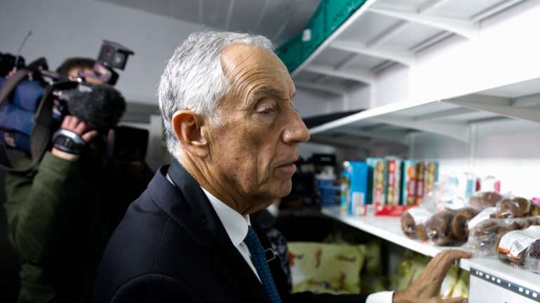 Este mês de janeiro, a popularidade do Presidente da República registou a descida mais acentuada