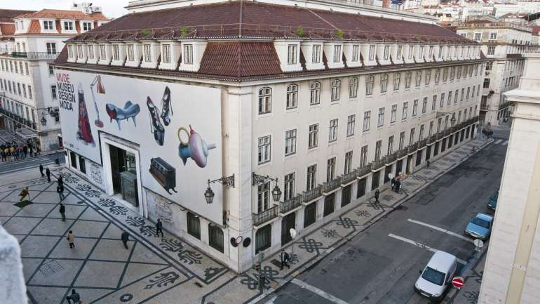 Museu lisboeta está fechado para reabilitação, mas tem organizado exposições fora de portas