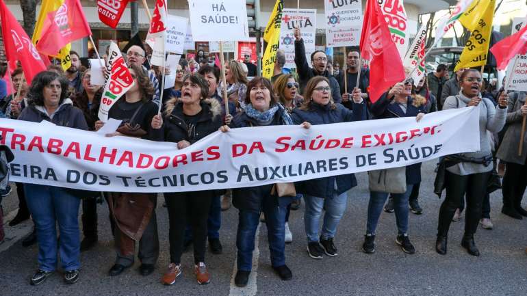 Sindicato considera este rápido processo que permite colocar dentro da lei os Técnicos Auxiliares de Saúde um "exemplo a seguir pelo Ministério da Saúde do continente"