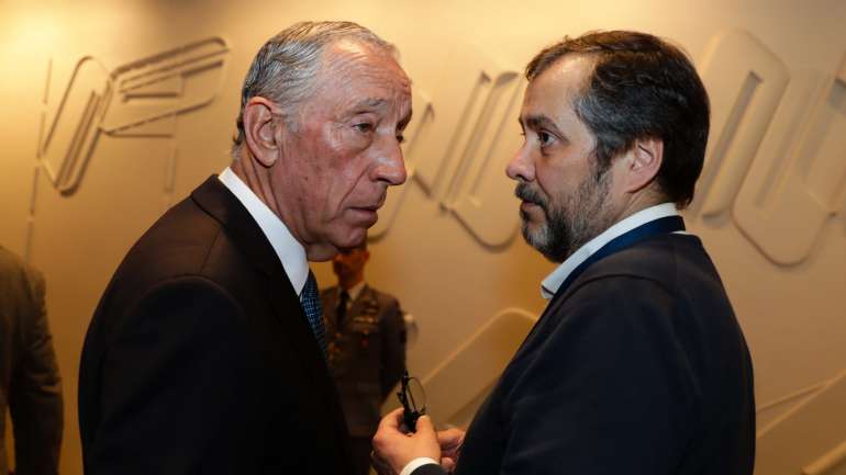 Marcelo Rebelo de Sousa cruzou-se com Mário Nogueira em reunião e aproveitou para pedir um "ponto de situação" nas negociações entre professores e Governo