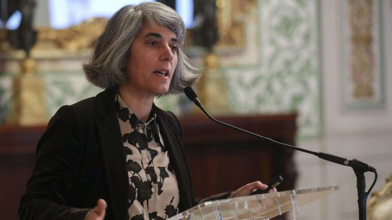 A ministra da Cultura anunciou esta quinta-feira em Mafra que está constituída a equipa que vai trabalhar no Arquivo Sonoro Nacional (ASN)