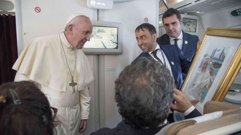 O Papa Francisco falou sobre a situação da Venezuela no avião entre Abu Dhabi e Roma