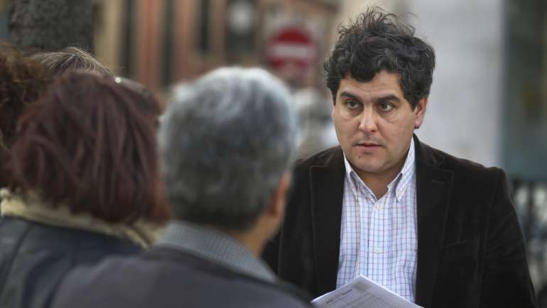 A autarquia liderada por Bernardino Soares tem contestado qualquer ilegalidade nos contratos feitos por ajuste direto com o genro do secretário-geral do PCP