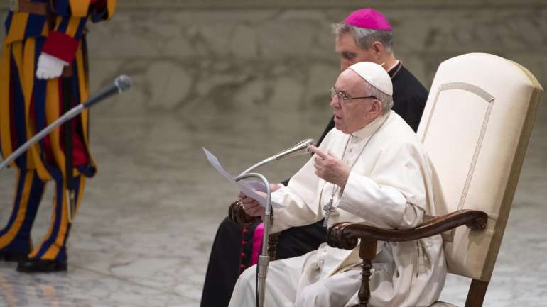 O Papa Francisco convocou para esta quinta-feira uma reunião com líderes católicos de todo o mundo para debater os abusos sexuais na Igreja