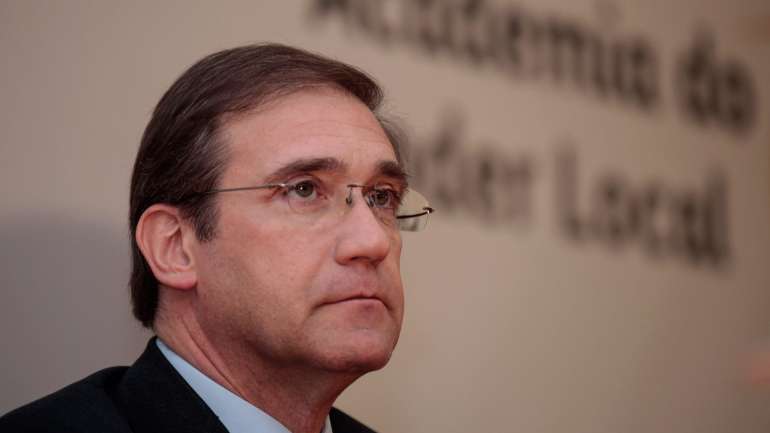 Passos: "Os mesmos ministros que levaram o país à pré-bancarrota, são os mesmos que hoje repetem o mesmo discurso"