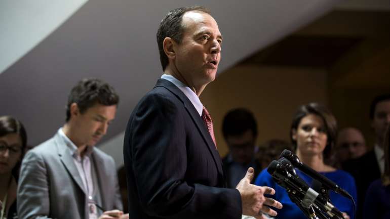 Adam Schiff  anunciou que vai acompanhar de perto o novo Procurador Geral, William Barr, para perceber se ele vai tentar &quot;enterrar qualquer parte deste relatório”