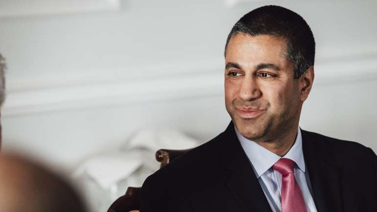 Ajit Pai é presidente da FCC, a Comissão Federal de Comunicações norte-americana, equivalente à ANACOM portuguesa.