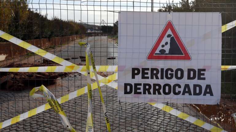 O deputado comunista salientou que o aqueduto gera insegurança para as populações