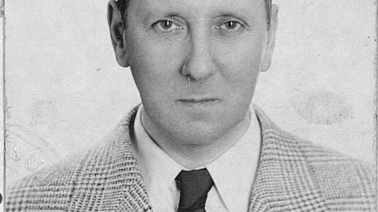 António Botto no final dos anos 40, pouco antes de ter emigrado para o Brasil, onde acabou por morrer