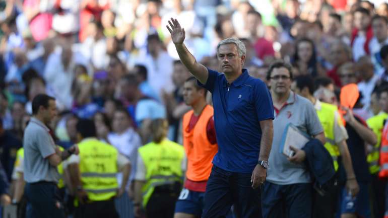 José Mourinho ganhou um Campeonato, uma Taça do Rei e uma Supertaça em três anos no Real Madrid