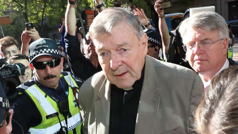 Pelo menos três anos e oito meses de pena efetiva terão de ser cumpridos pelo cardeal George Pell