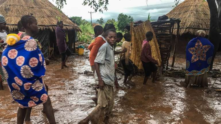 O ciclone deixou um rasto de destruição em Moçambique, Zimbabué e Malaui.