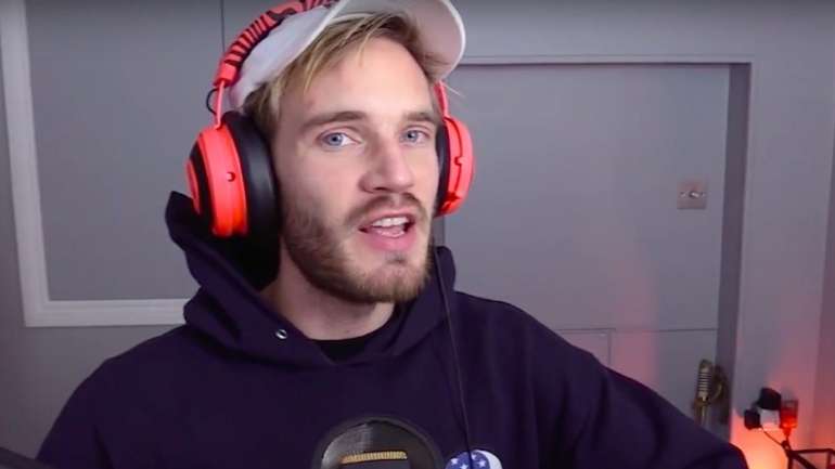 Felix Arvid Ulf Kjellberg, conhecido online como PewDiePie, criou o seu canal de Youtube em 2010