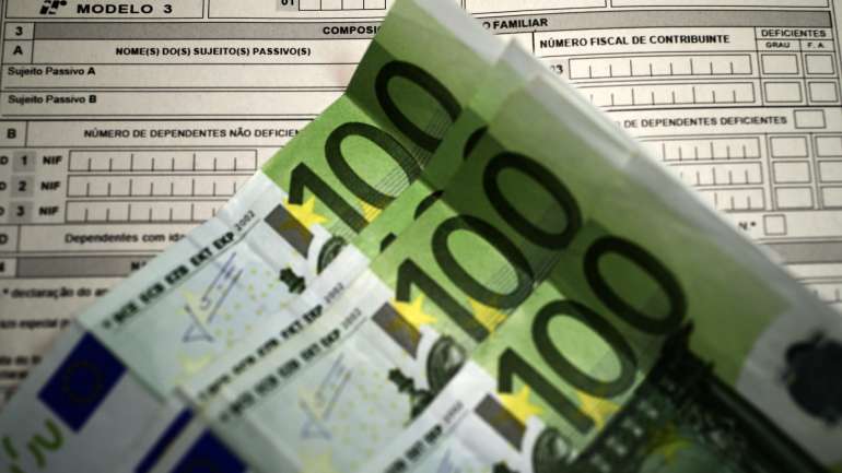 A entrega da declaração anual de IRS começa a 1 de abril e pela primeira vez vai prolongar-se por três meses