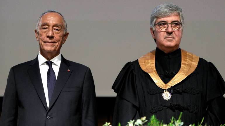 O reitor da U.Porto avisou que para converter em residências os imóveis previstos, as universidades vão ter de se "endividar junto da banca ou da Fundiestamo"
