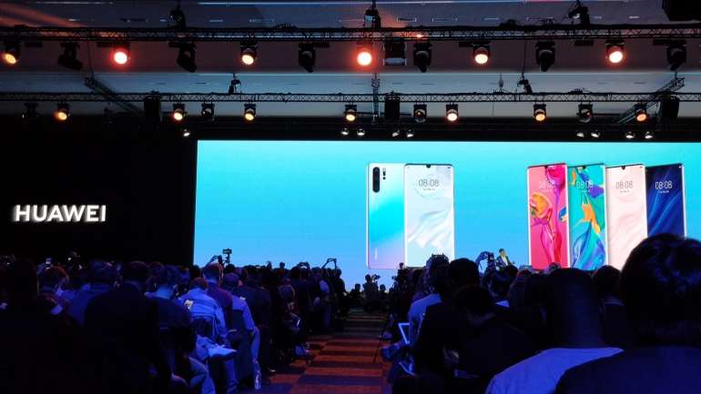 Richard Yu, presidente executivo da Huawei Consumer BG, apresentou os novos P30, em Paris, no pavilhão 7 do Expo Porte de Versailles