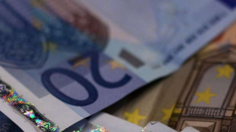 "Em 2018, a Navigator comprou a fornecedores nacionais 1,2 mil milhões de euros, tendo suportado em Portugal um total de 102 milhões de euros em impostos", acrescenta, salientando ser a terceira maior exportadora portuguesa, representando cerca de 1% do Produto Interno Bruto (PIB) e 2,4 das exportações nacionais de bens.