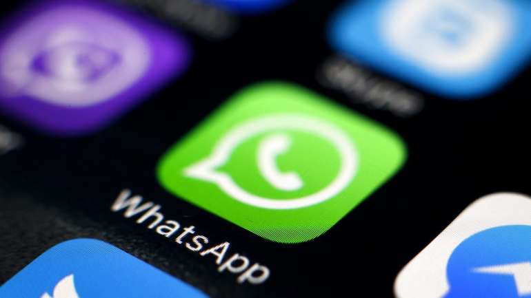 Os problemas deste domingo aconteceram um mês depois de o Facebook ter registado a maior falha desde que se tornou na rede social mais popular do mundo