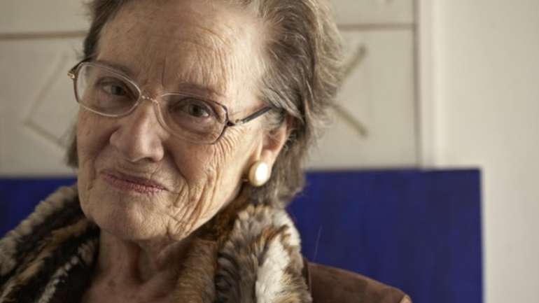 Maria Alberta Menéres tinha 88 anos e a morte foi anunciada pela neta via Facebook