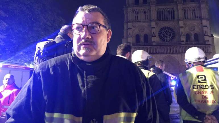 O padre Jean-Marc Fournier, numa fotografia divulgada pelo editor da estação francesa KTO, Etienne Loraillere