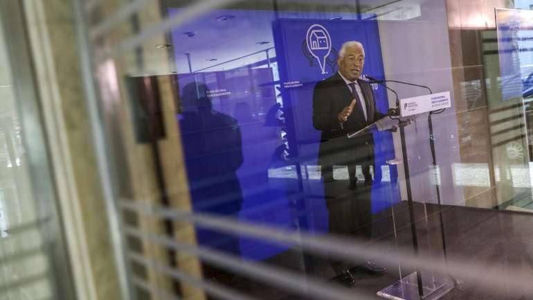 Primeiro-ministro apresentou o Plano Nacional para o Alojamento no Ensino Superior no antigo edifício do Ministério da Educação que irá ser transformado em residência estudantil