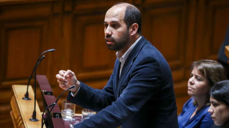 As acusações surgiram na manhã desta quarta-feira no parlamento