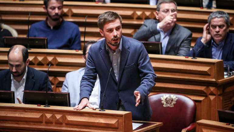 A discussão ocorreu no debate parlamentar sobre os programas de Estabilidade e Nacional de Reformas do Governo