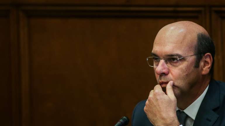 Pedro Siza Vieira disse que  "património natural é um dos capitais mais importantes que o país tem e, portanto, a utilização dos recursos minerais deve sempre salvaguardar o respeito pelo meio ambiente".