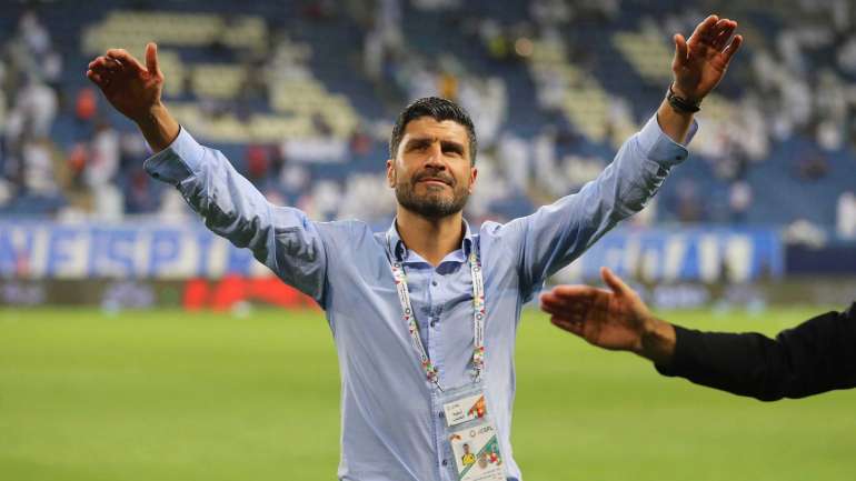 O treinador está a cumprir a primeira época na Arábia Saudita