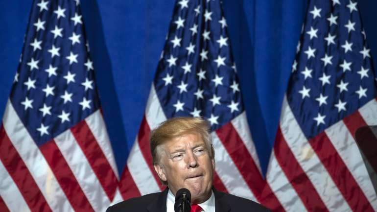 Devido à acusação, Donald Trump interrompeu uma reunião na Casa Branca