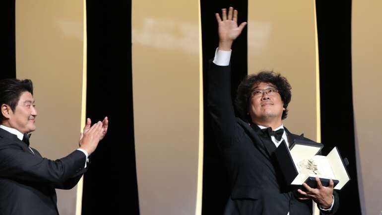 Bong Joon-ho agradeceu aos cineastas Henri-Georges Clouzot e Claude Chabrol, e admitiu sempre ter sido inspirado pelo cinema francês