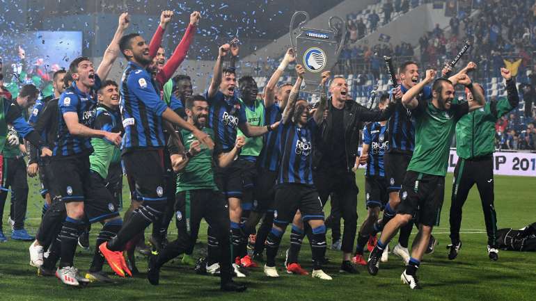 A equipa fez a festa no relvado logo após o apito final do jogo com o Sassuolo e depois foi recebida em festa em Bérgamo