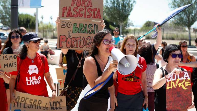 Os protestos ocorreram no campus da Nova SBE, em Carvavelos