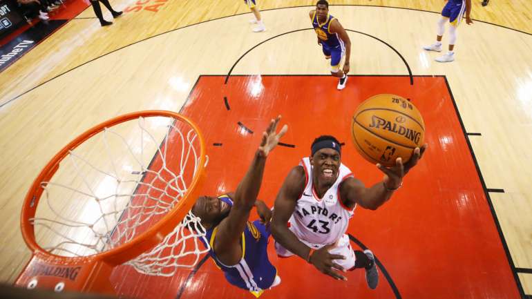 Pascal Siakam foi o melhor marcador dos Raptors na vitória frente aos Warriors, com 32 pontos e uma eficácia de lançamento acima dos 80%
