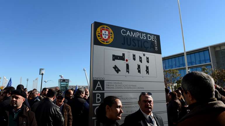 O Sindicato dos Funcionários Judiciais (SFJ) marcou para esta segunda-feira uma reunião para “definir formas de luta”
