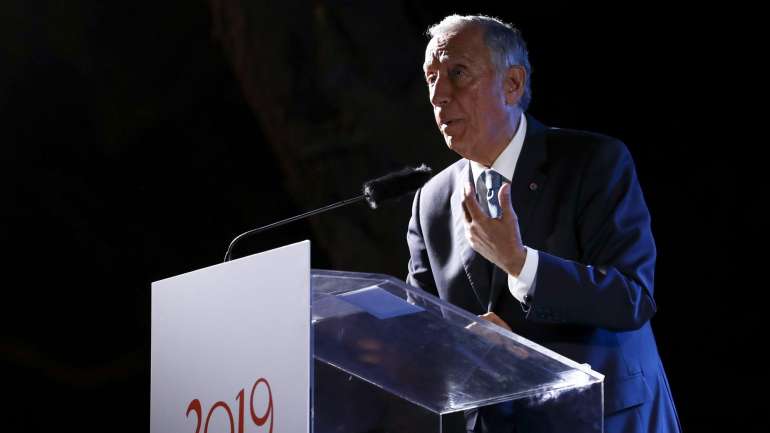Marcelo Rebelo de Sousa falou em Cabo Verde na sequência do discurso de João Miguel Tavares, que defendeu o ensino do crioulo em escolas de portuguesas e cabo-verdianas