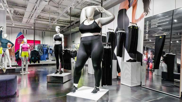 Em Oxford Circus, a Nike surpreendeu os seus clientes com manequins "plus-size"