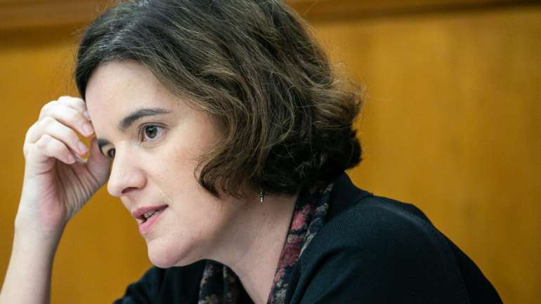 Ministra anunciou a abertura de dois novos espaços em Lisboa para pedidos e renovação de cartão de cidadão e de passaporte