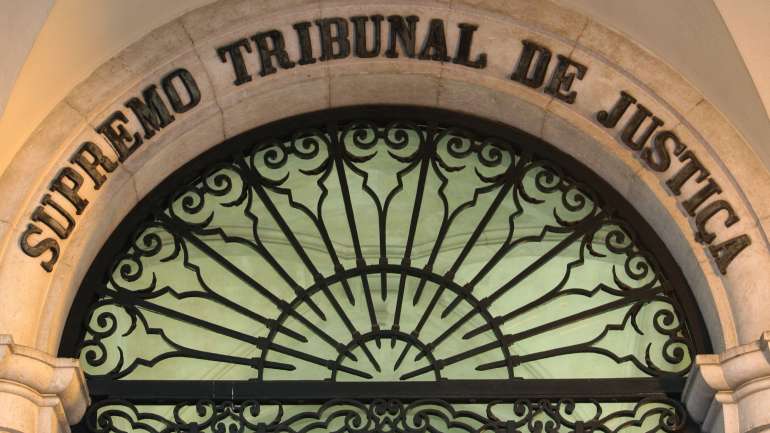 O Supremo Tribunal de Justiça negou provimento aos recursos apresentados pelos arguidos